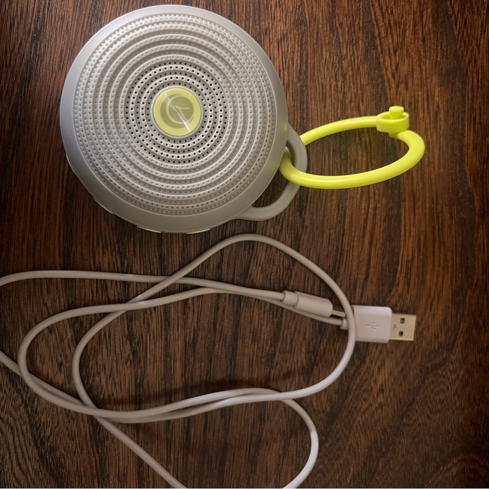 Portable Speaker Sound Machine - Picture 2 of 5